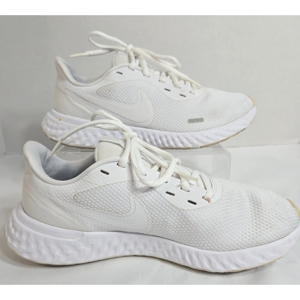 Nike Revolution 5 Women's sz 8.5 Triple White Running Shoe/Sneaker BQ 3207-104 - Picture 4 of 9